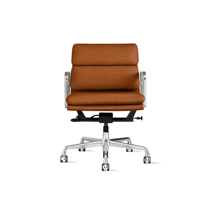 Eames Soft Pad Chair