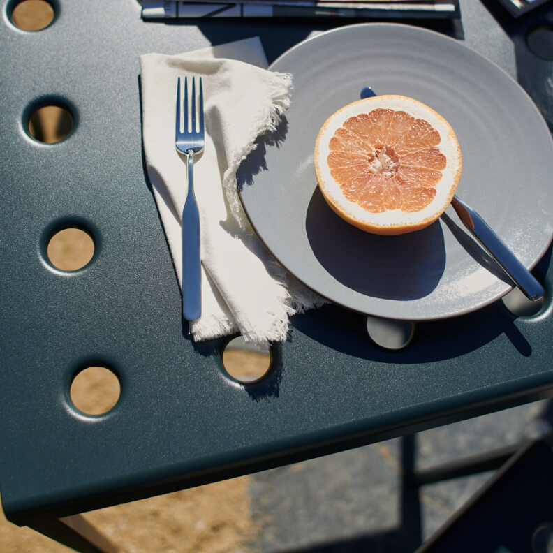 Sit back + save Design Within Reach