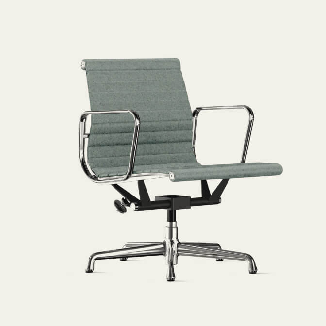 Eames Aluminum Group Chair