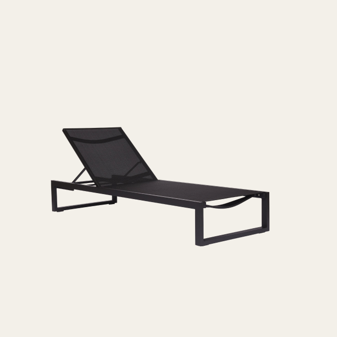 Eos Chaise Lounge