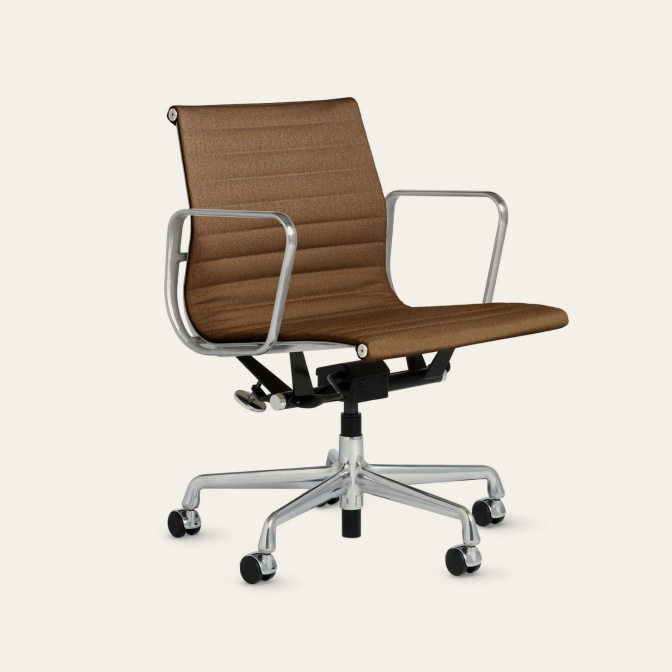 Eames Aluminum Group Chair