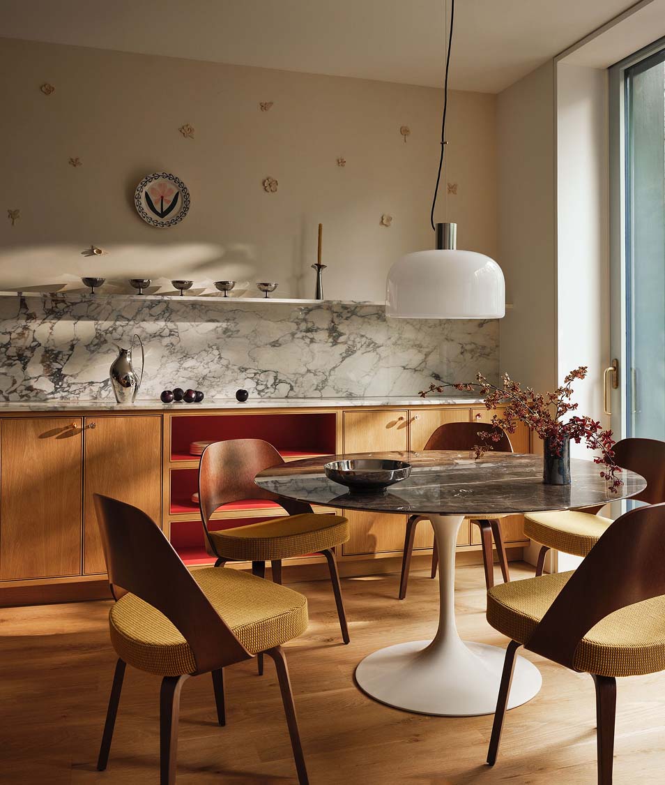 Saarinen Dining Table