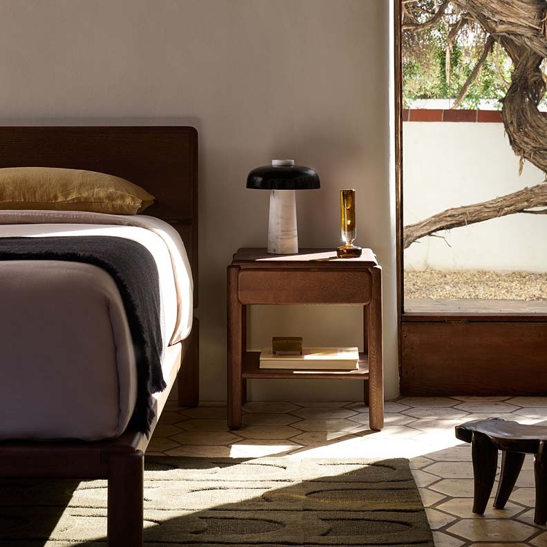 Sumu Bedside Table